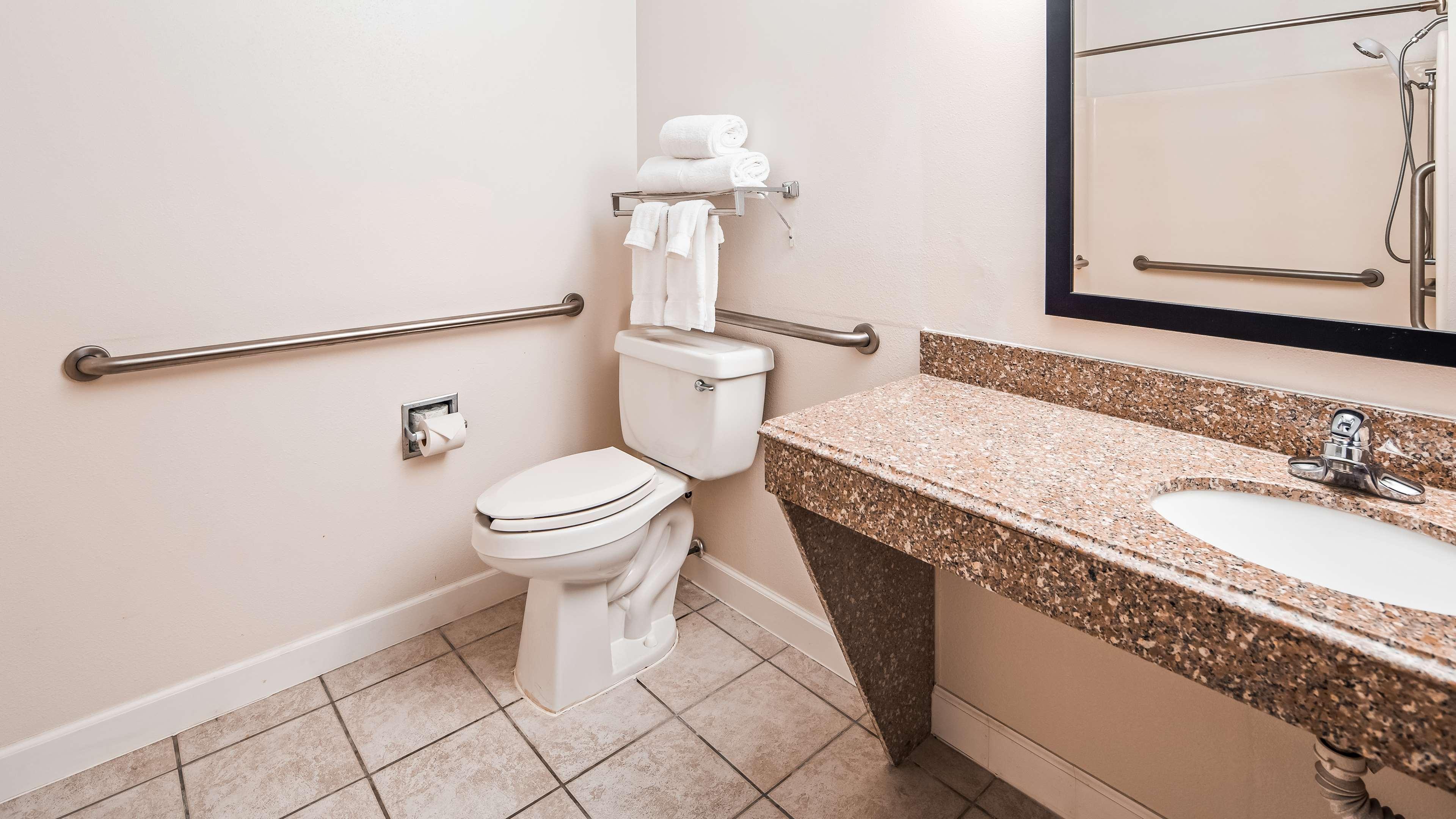 Best Western Inn & Suites Copperas Cove Екстериор снимка
