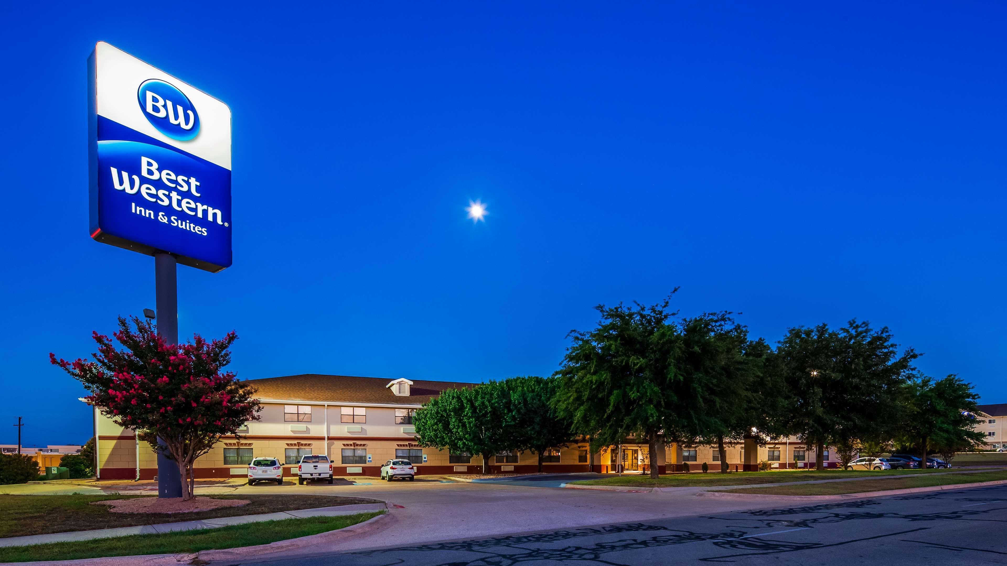 Best Western Inn & Suites Copperas Cove Екстериор снимка
