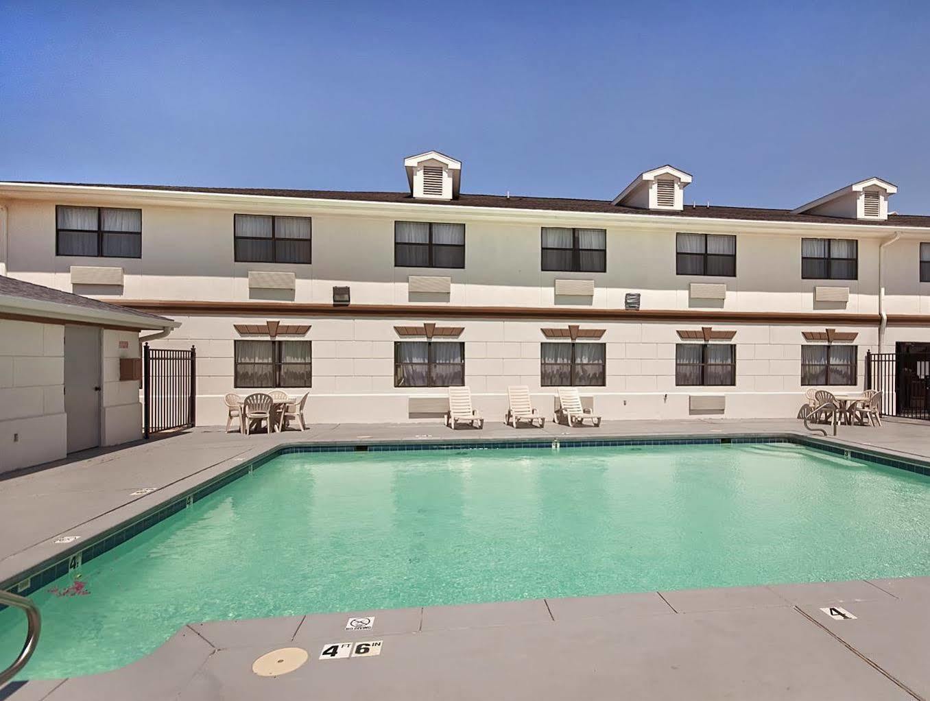 Best Western Inn & Suites Copperas Cove Екстериор снимка