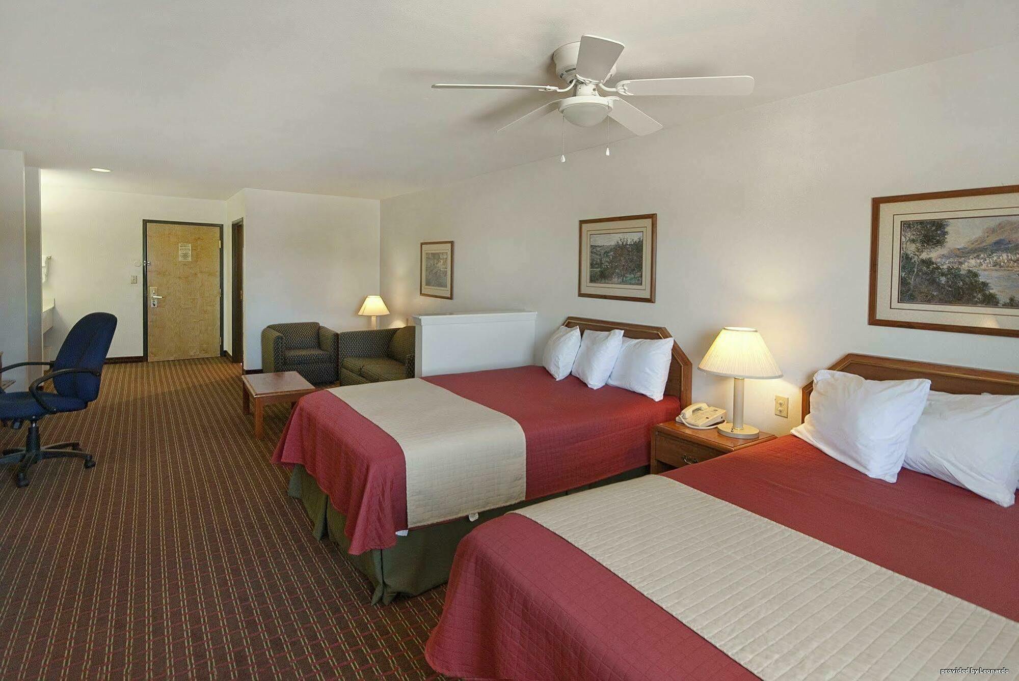 Best Western Inn & Suites Copperas Cove Екстериор снимка